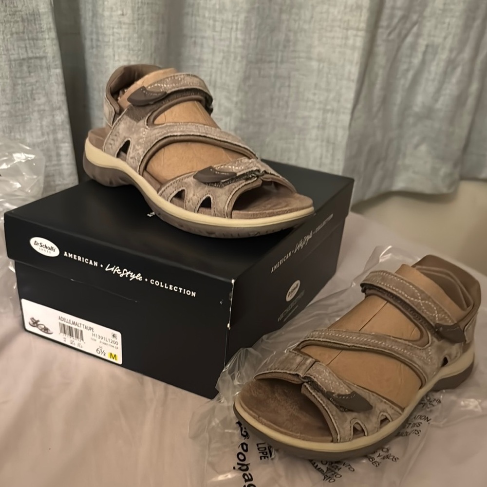 Dr. Scholl's Tan Sandals with Adjustable Straps and Supportive Footbed